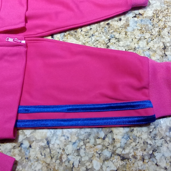 💥SOLD💥Adidas Track Suit Size 3T - Picture 2 of 6